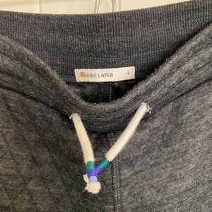Marine Layer size small dark grey quilted joggers!